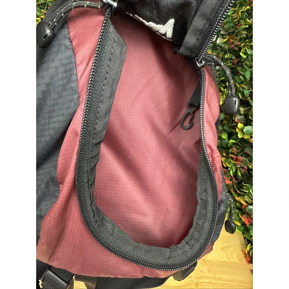 Gregory Mountain‎ Products Iris Red Maroon Hiking Backpack + Buckle Outdoors GUC